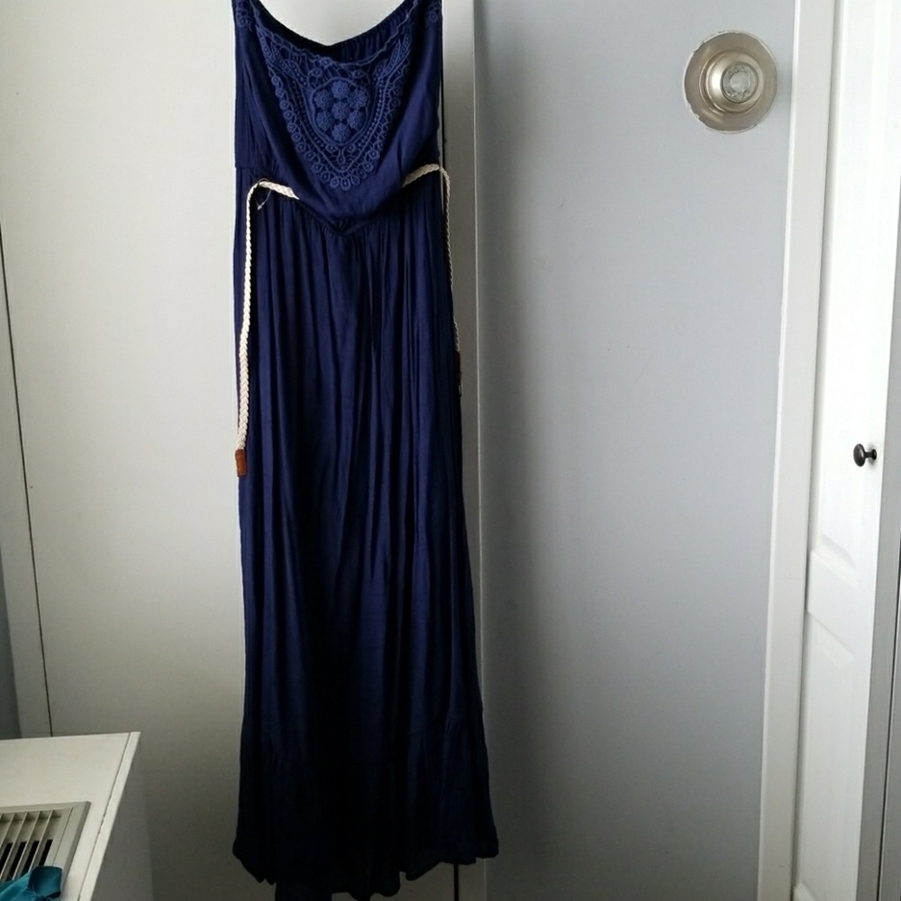 Navy strapless flowy maxi